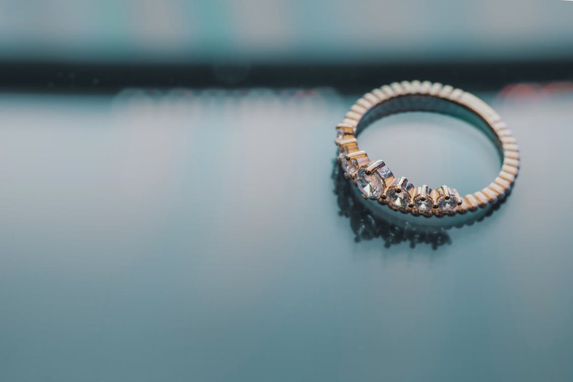 The Ultimate Guide To Choosing The Right Engagement Ring Articles Australian Diamond Broker