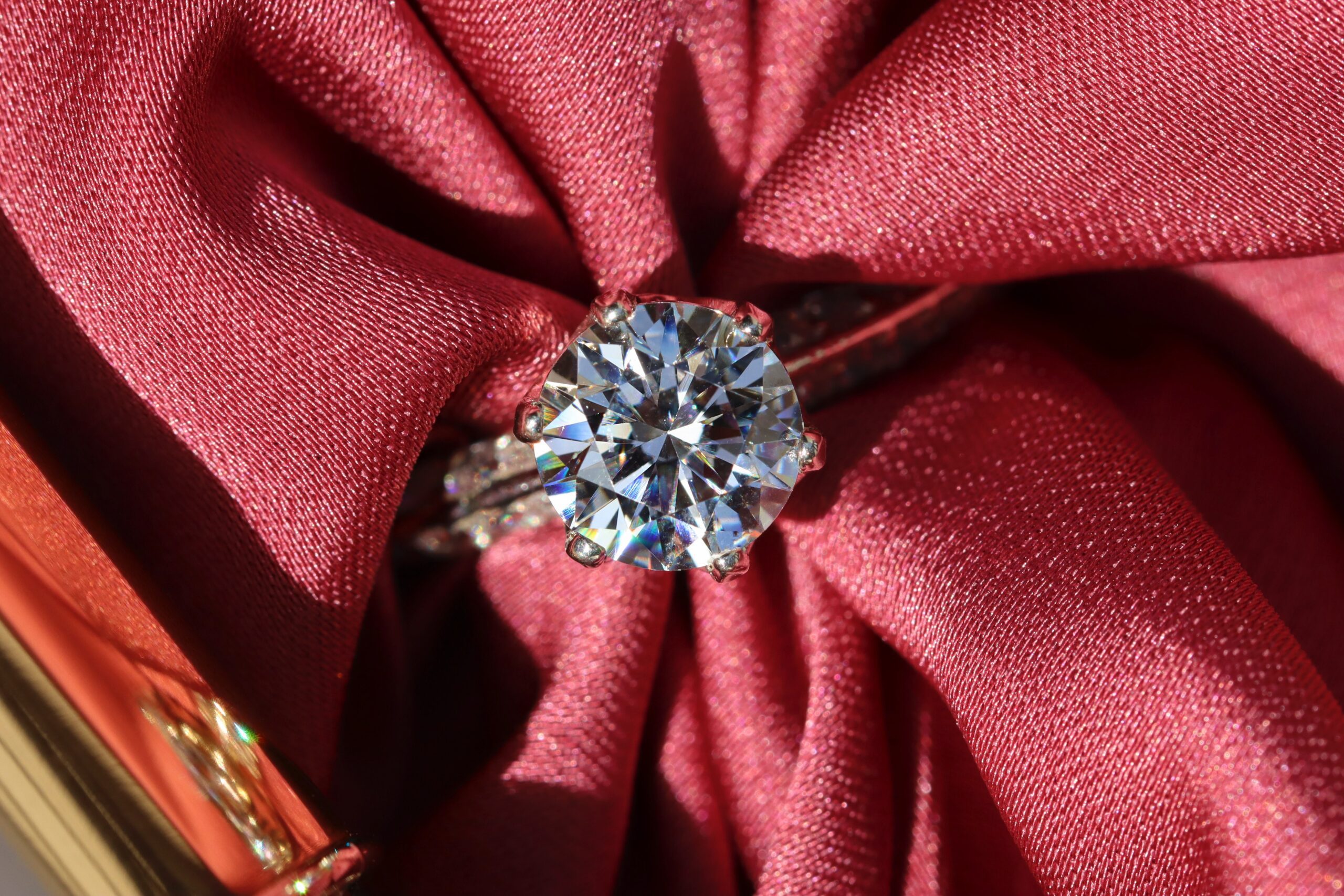 What Is The Average Carat Size for an Engagement Ring? | Australian